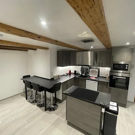 Proche De La Suisse Apartman